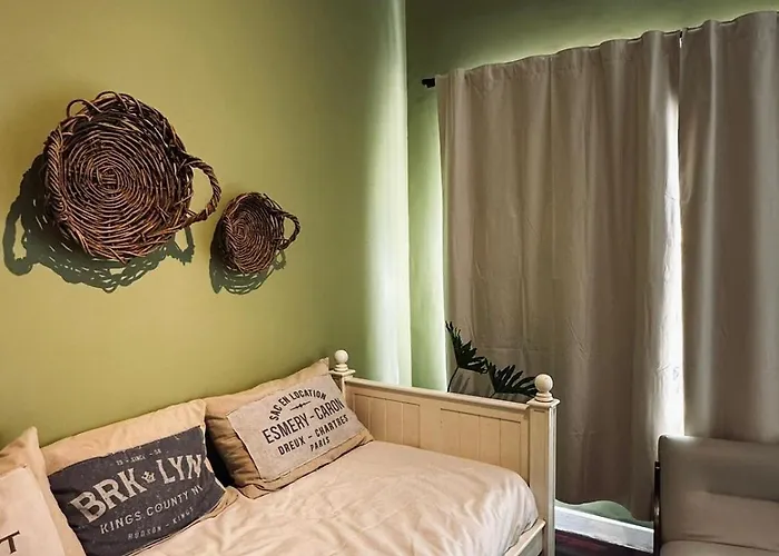 Calido Monoambiente Con Amplia Cocina En Villa Devoto